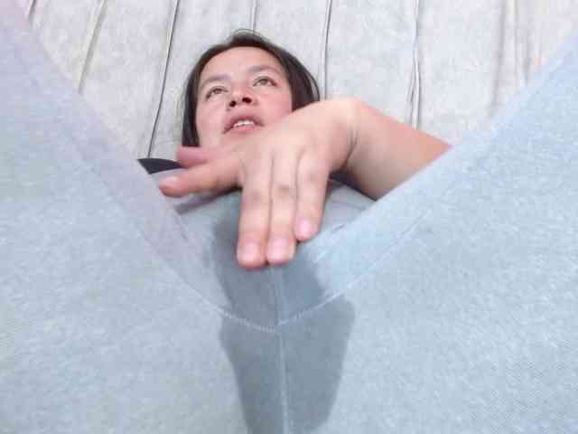 monickhot303av webcam