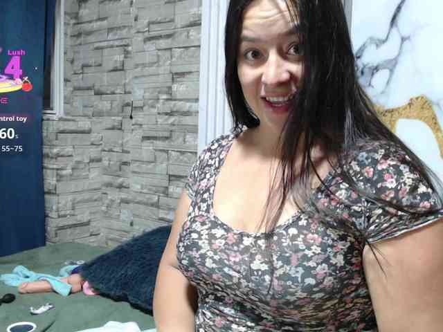 monickhot303av webcam