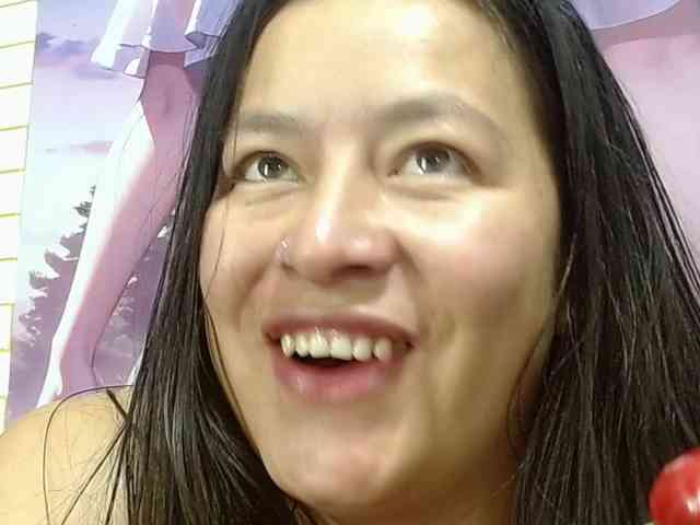 monickhot303av webcam