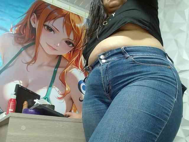 monickhot303av webcam