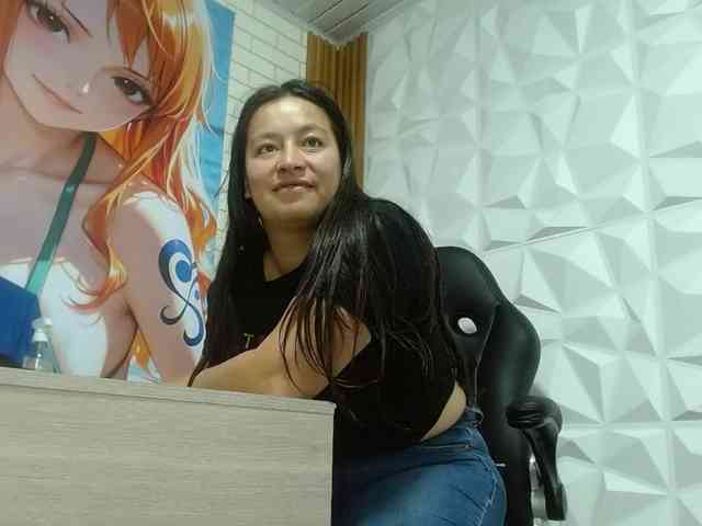 monickhot303av webcam