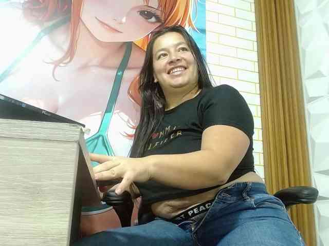 monickhot303av webcam