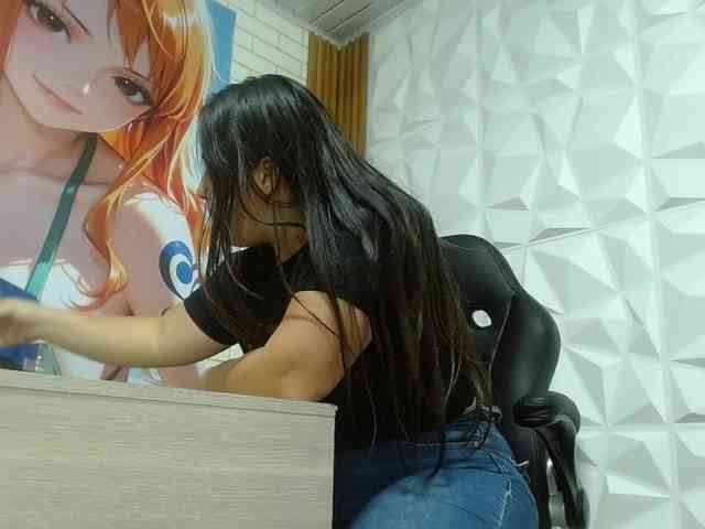 monickhot303av webcam