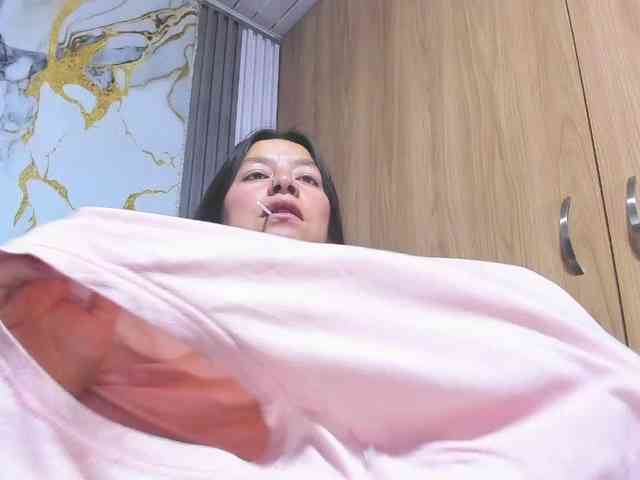 monickhot303av webcam