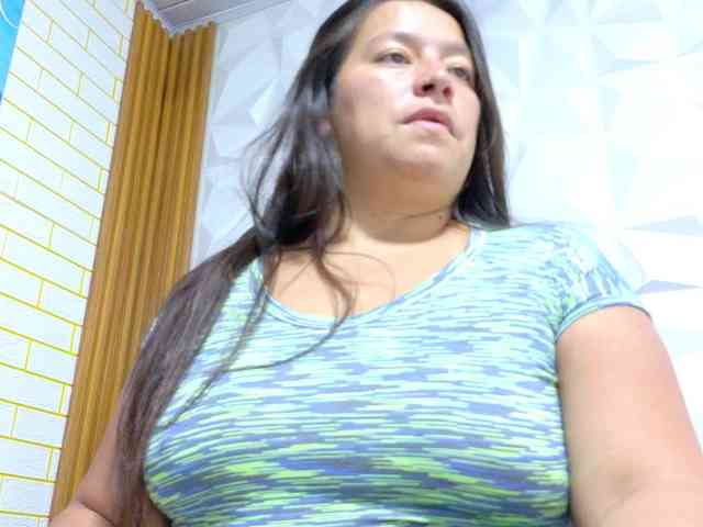 monickhot303av webcam