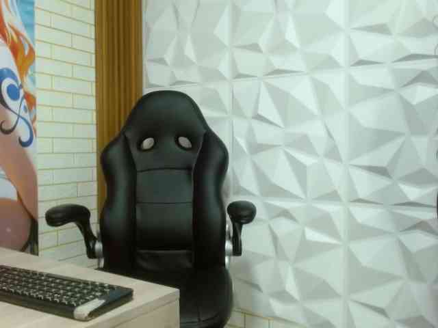 monickhot303av webcam