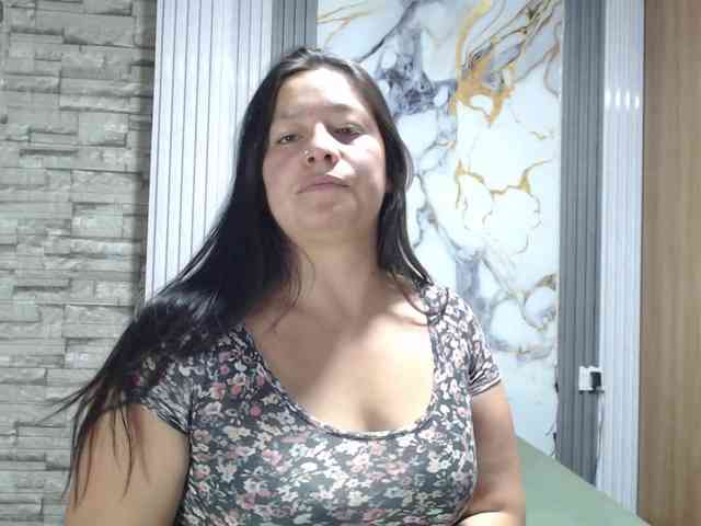 monickhot303av webcam