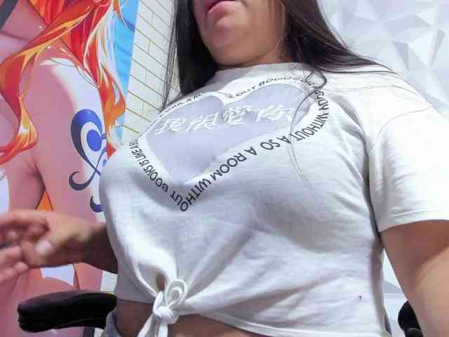 monickhot303av webcam