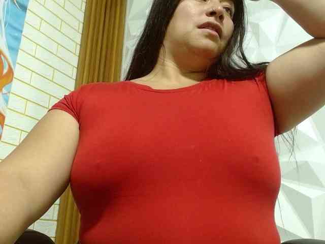 monickhot303av webcam