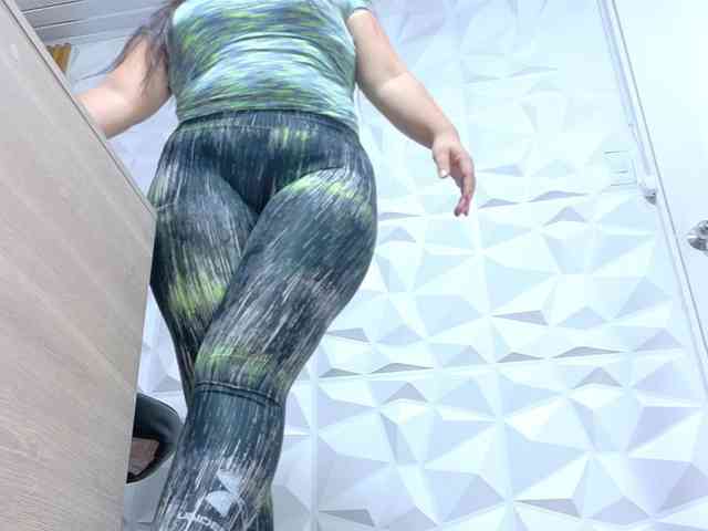 monickhot303av webcam