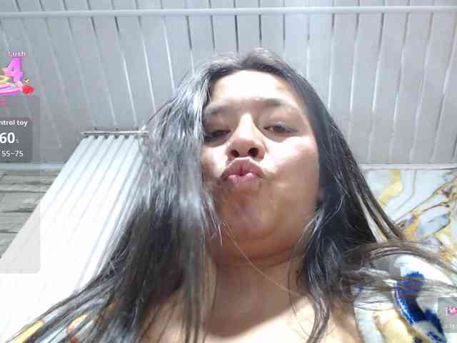 monickhot303av webcam