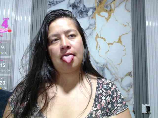 monickhot303av webcam