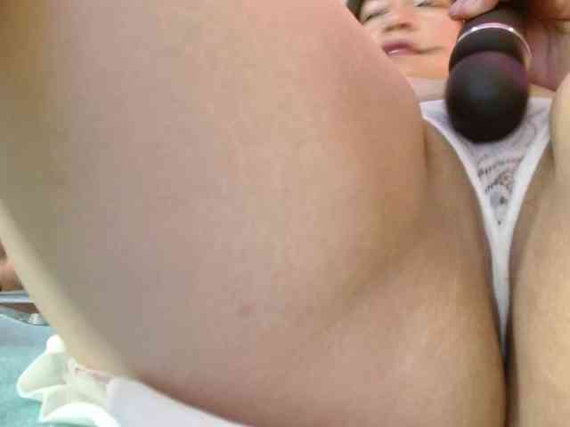 monickhot303av webcam
