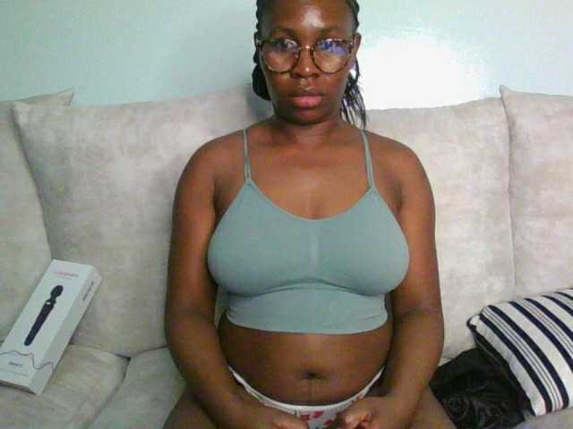 kerry-2's BongaCams show and profile