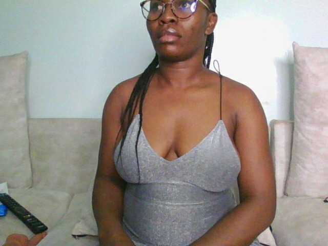 kerry-2's BongaCams show and profile