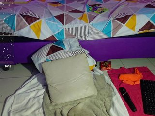 ebony-NeighborMoans Porn Show