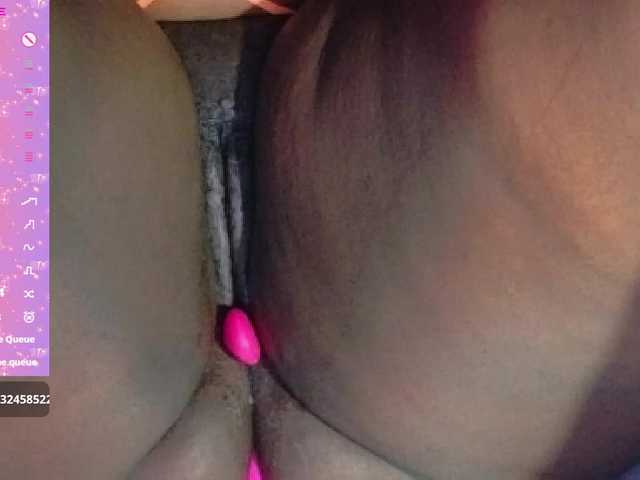 ebony-NeighborMoans's BongaCams show and profile