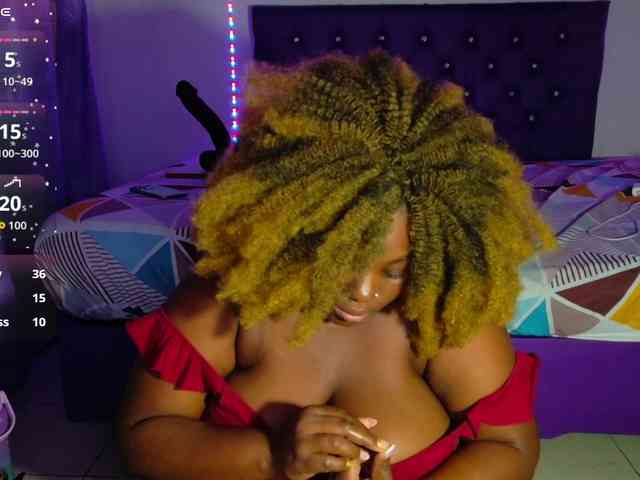 ebony-NeighborMoans webcam