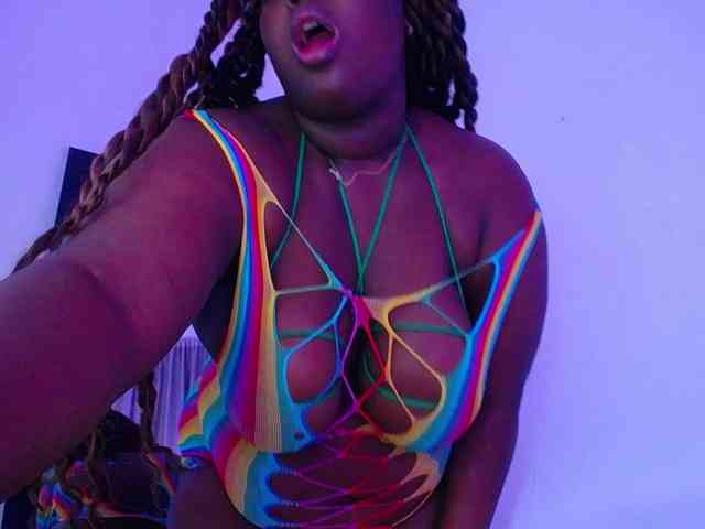 ebony-NeighborMoans ebony-NeighborMoans