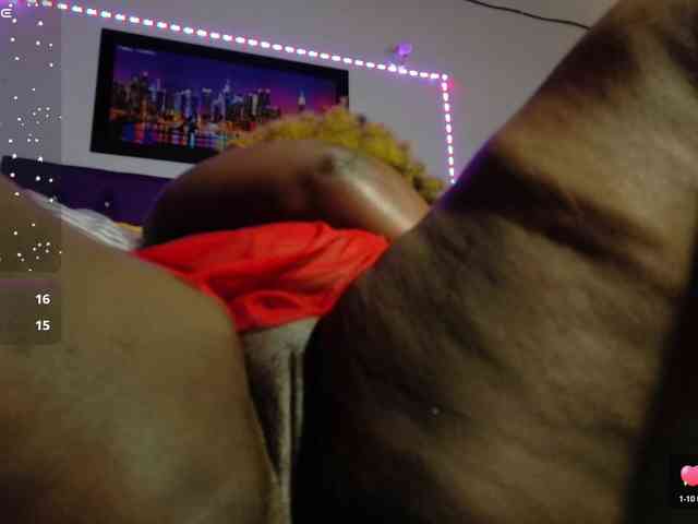 ebony-NeighborMoans webcam