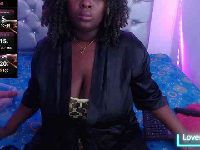 ebony-NeighborMoans webcam