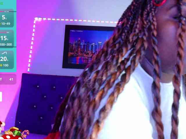 ebony-NeighborMoans webcam