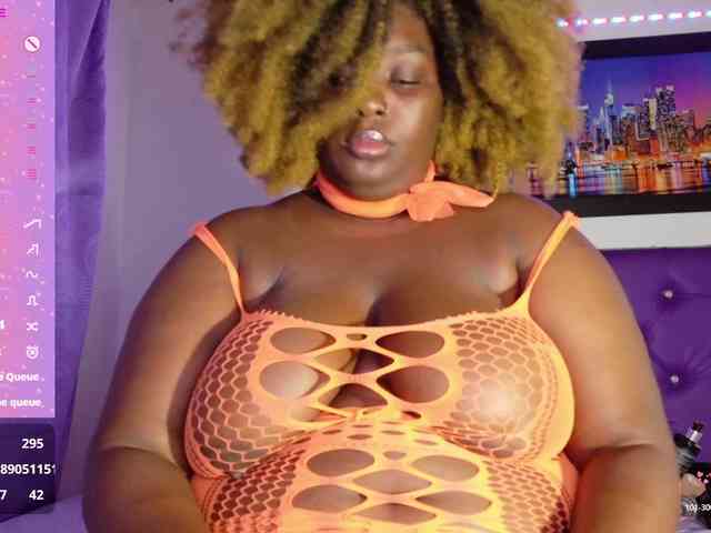 ebony-NeighborMoans webcam