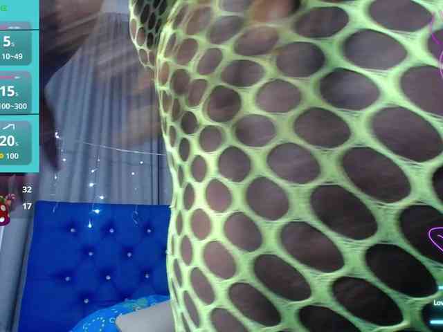 ebony-NeighborMoans webcam