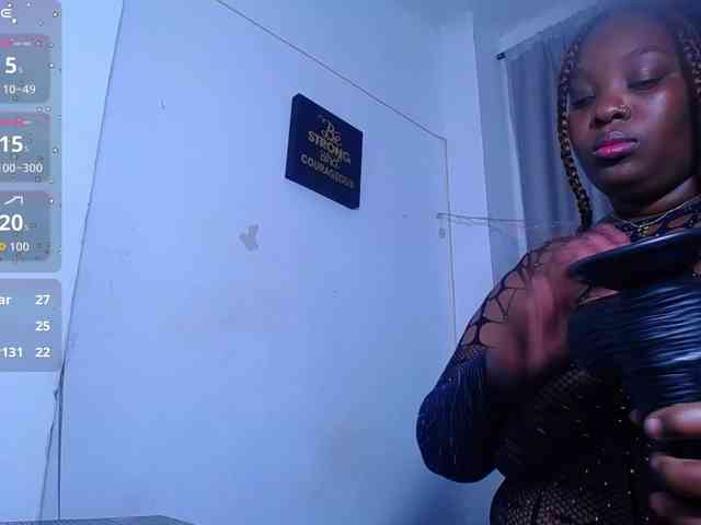 ebony-NeighborMoans webcam