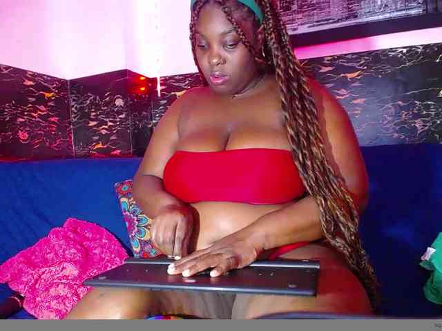 ebony-NeighborMoans ebony-NeighborMoans