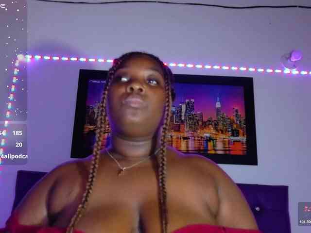 ebony-NeighborMoans webcam