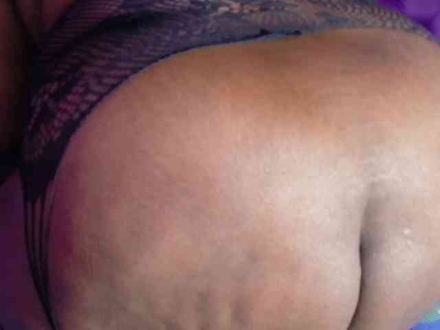 ebony-NeighborMoans ebony-NeighborMoans