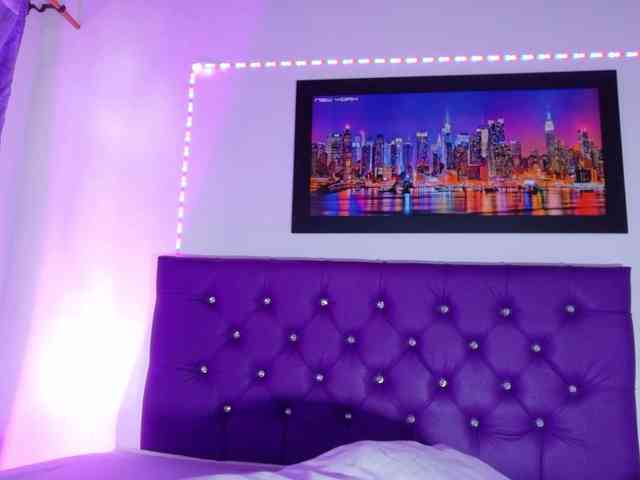 ebony-NeighborMoans ebony-NeighborMoans