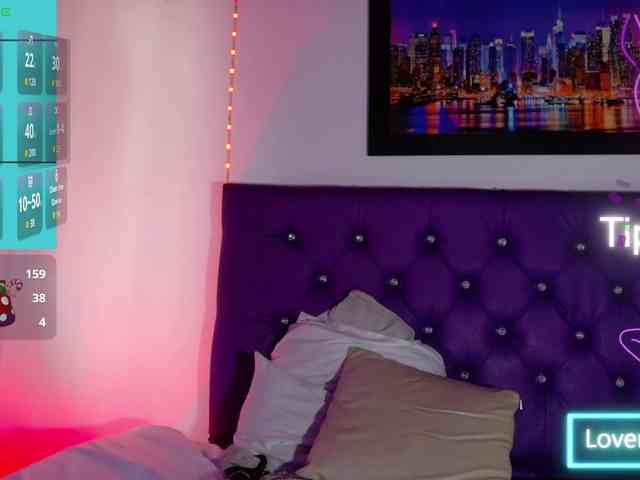 ebony-NeighborMoans webcam