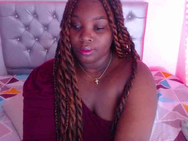 ebony-NeighborMoans webcam