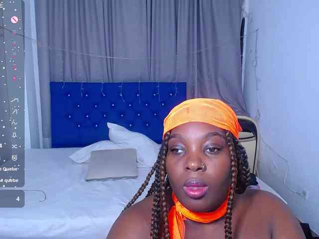 ebony-NeighborMoans webcam