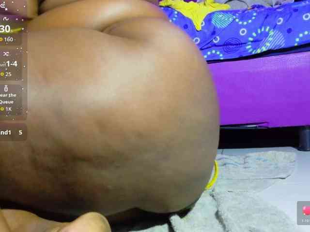 ebony-NeighborMoans webcam