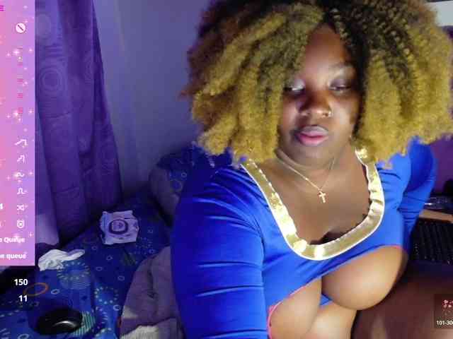 ebony-NeighborMoans webcam