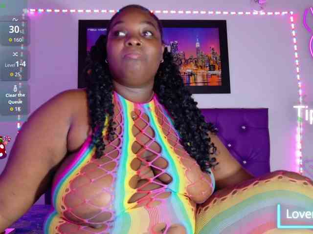 ebony-NeighborMoans webcam