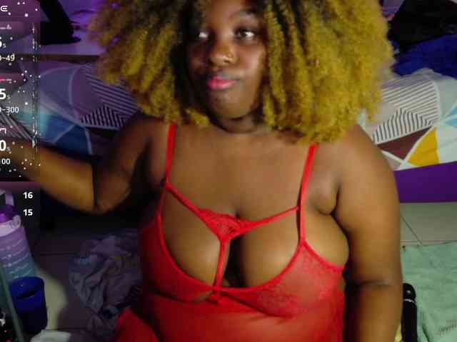 ebony-NeighborMoans webcam