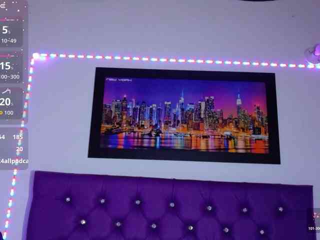 ebony-NeighborMoans webcam