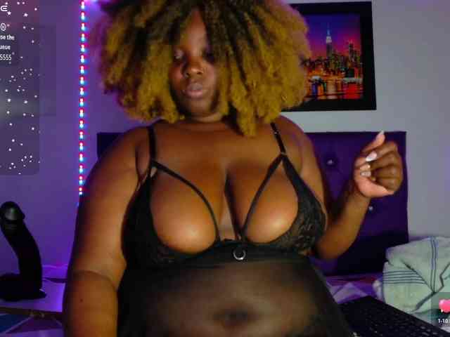 ebony-NeighborMoans webcam