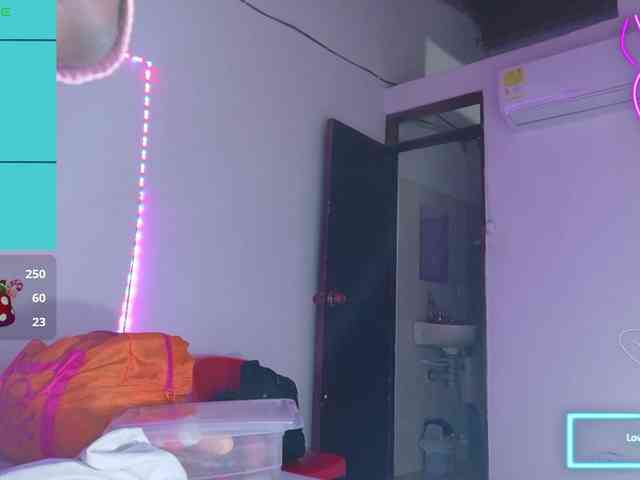 ebony-NeighborMoans webcam