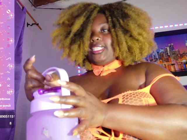 ebony-NeighborMoans webcam