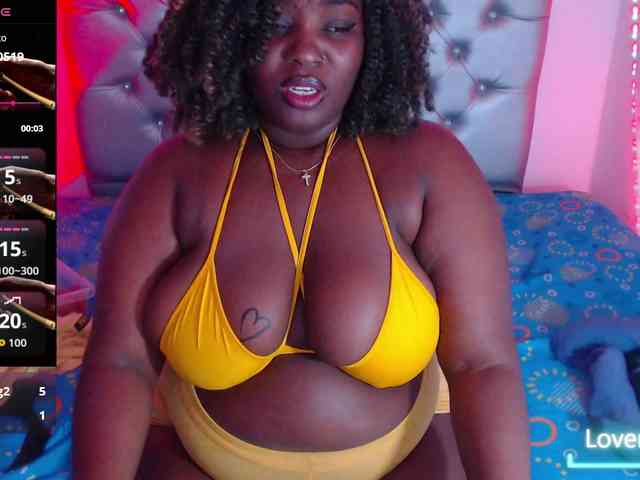 ebony-NeighborMoans webcam