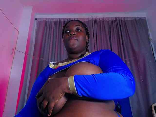 ebony-NeighborMoans webcam