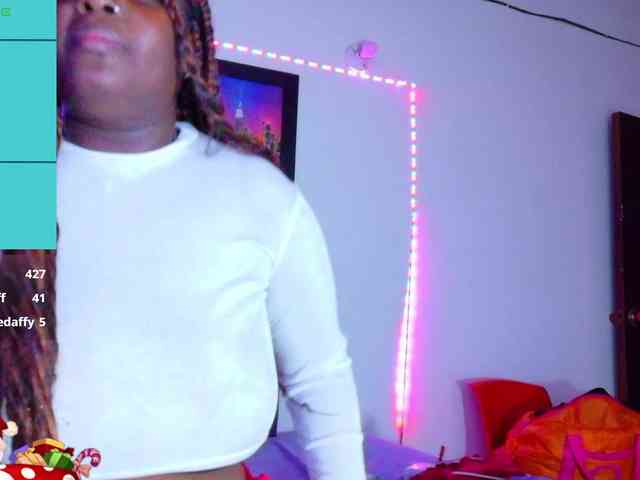 ebony-NeighborMoans webcam