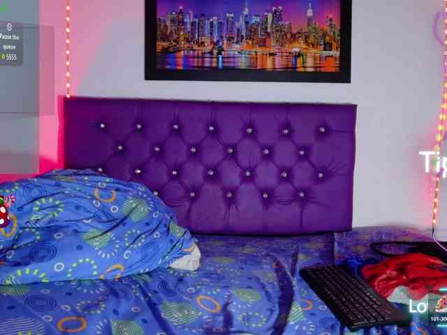 ebony-NeighborMoans ebony-NeighborMoans