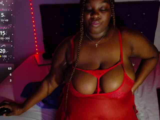 ebony-NeighborMoans webcam