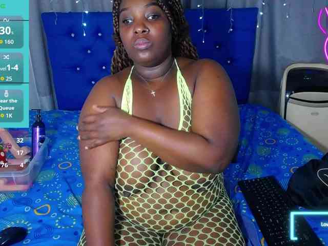 ebony-NeighborMoans webcam